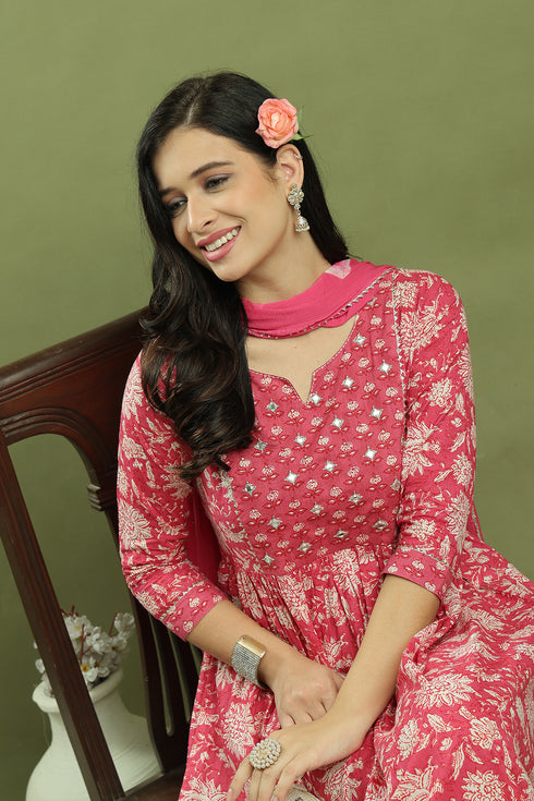 Women's Pure Cotton Floral Printed Kurta & Pant With Dupatta