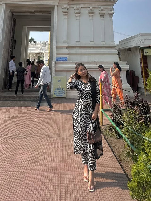 Black & White Cotton Abstract Printed Kurta & Pant With Dupatta