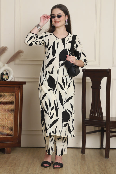 Women Off White & Black Cotton Botanical Floral Printed Kurta With Pant