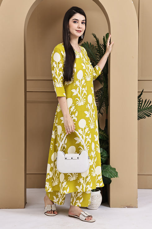 Women Lemon Yellow & White Cotton Botanical Floral Printed Kurta With Pant