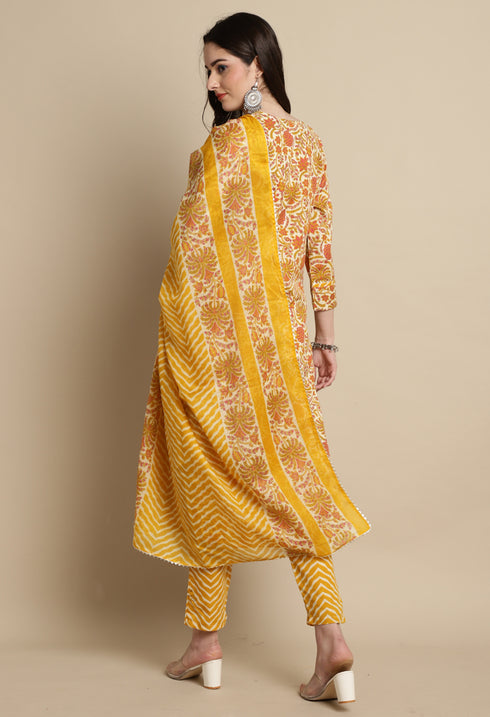 Yellow & Orange Cotton Blend Jaipuri Printed Kurta With Pant & Dupatta