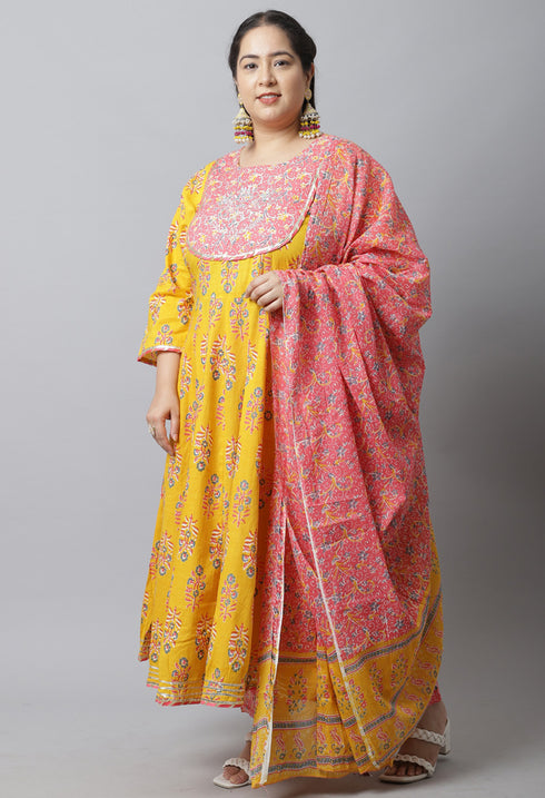 Pure Cambric Cotton Embroidered Plus Size Kurta Set With Dupatta