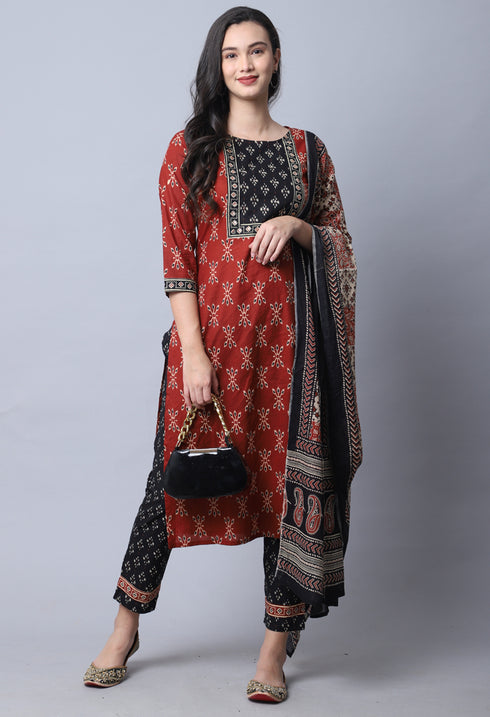 Brown & Black Pure Cambric Cotton Jaipuri Printed Kurta Set With Dupatta