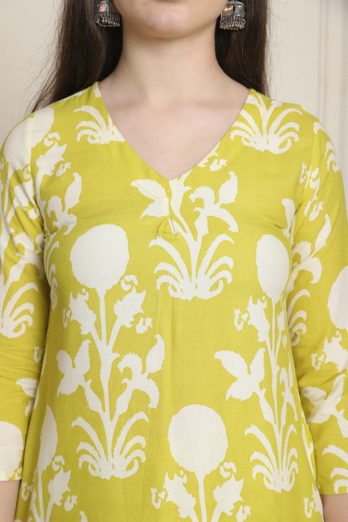 Women Lemon Yellow & White Cotton Botanical Floral Printed Kurta With Pant