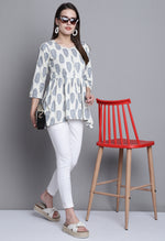 Load image into Gallery viewer, Off White Pure cotton Jaipuri Printed Short Top