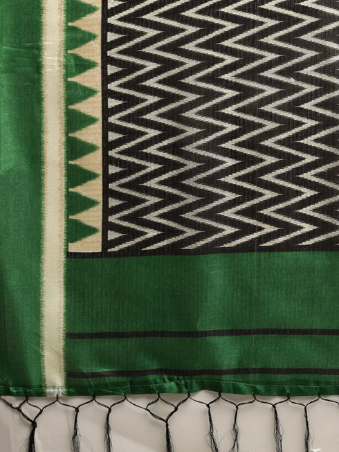 Green And Black Silk  Printed Traditional  Saree With Blouse Piece