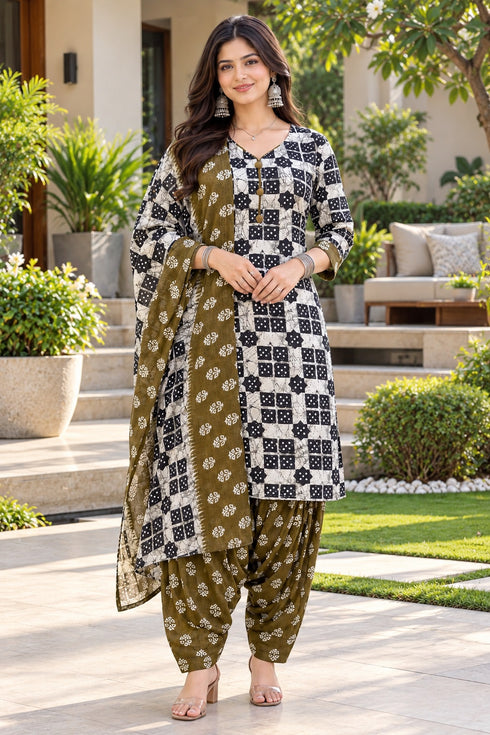 Black & White Cotton Blend Printed Ready to Wear Patiala Salwar Suit