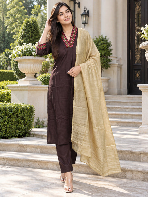 Brown Cotton Blend Solid Kurta sets women