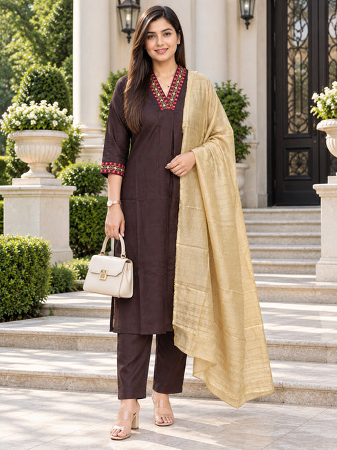 Brown Cotton Blend Solid Kurta sets women