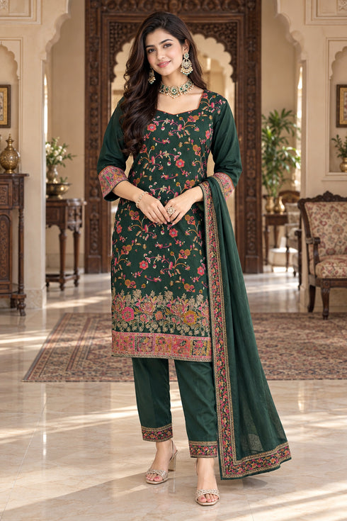 Green Silk Blend Jacquard Woven with Inner Straight Kurta & Pant With Dupatta