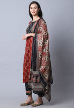 Load image into Gallery viewer, Brown &amp; Black  Pure Cambric Cotton Jaipuri Printed Kurta Set With Dupatta