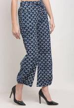 Load image into Gallery viewer, Blue Pure Cotton Geometric Indigo Opaque Pallazzo Pant