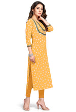 Load image into Gallery viewer, Yellow Pure Cambric Cotton Jaipuri Printed Kurti
