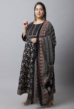 Load image into Gallery viewer, Pure Cambric Cotton Printed Plus Size Kurta Set With Dupatta