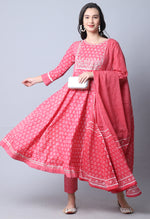 Load image into Gallery viewer, Pink &amp; White Pure Cambric Cotton Floral Embroidered Kurta Set With Dupatta