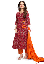 Load image into Gallery viewer, Maroon Pure Cambric Cotton Jaipuri Printed Kurta Set With Dupatta