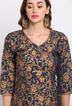 Load image into Gallery viewer, Blue Pure Cambric Cotton Floral Printed Kurta Set With Dupatta
