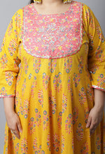 Load image into Gallery viewer, Pure Cambric Cotton Embroidered Plus Size Kurta Set With Dupatta
