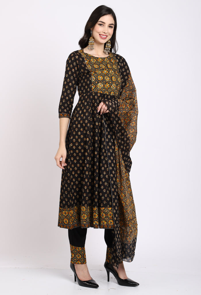 Rajnandini Pure Cotton Kurta Set With Dupatta